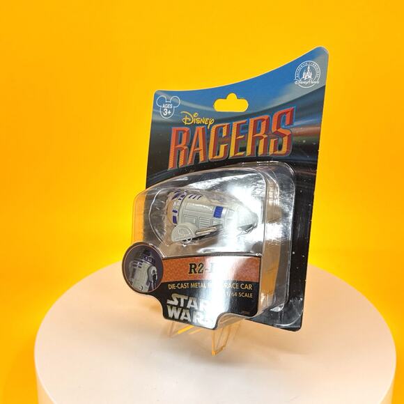 Disney Racers Star Wars R2-D2 Die-Cast Car 1/64 Scale - Picture 7 of 17